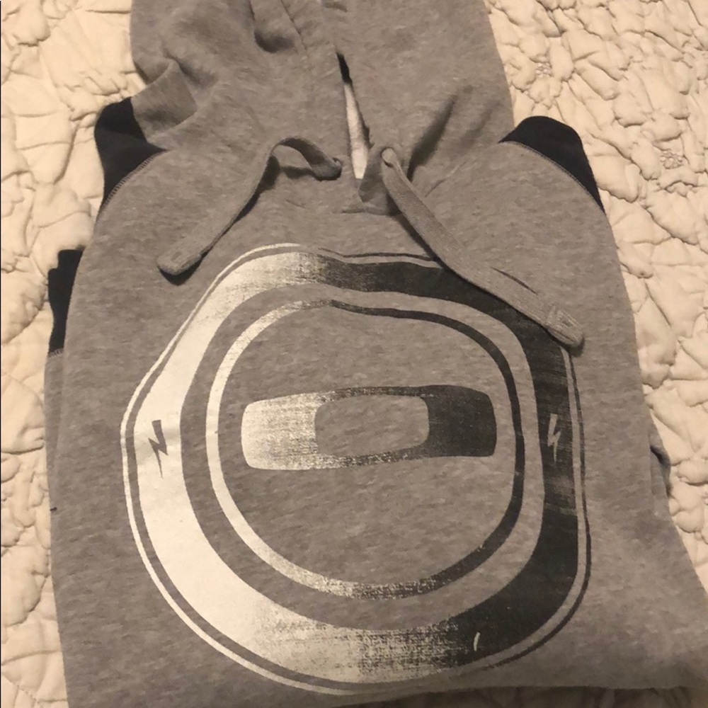 Oakley hoodie